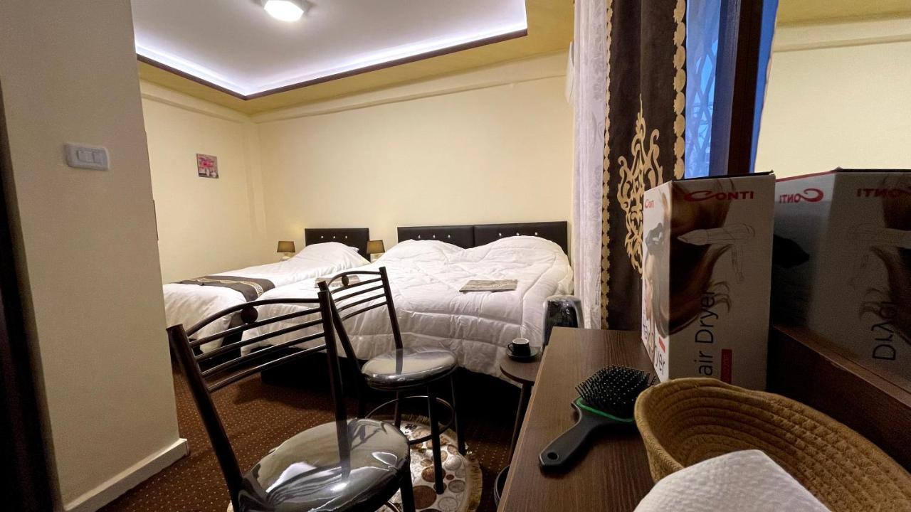 Ad Deir Guesthouse Wadi Musa Eksteriør bilde