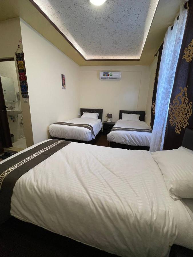 Ad Deir Guesthouse Wadi Musa Eksteriør bilde